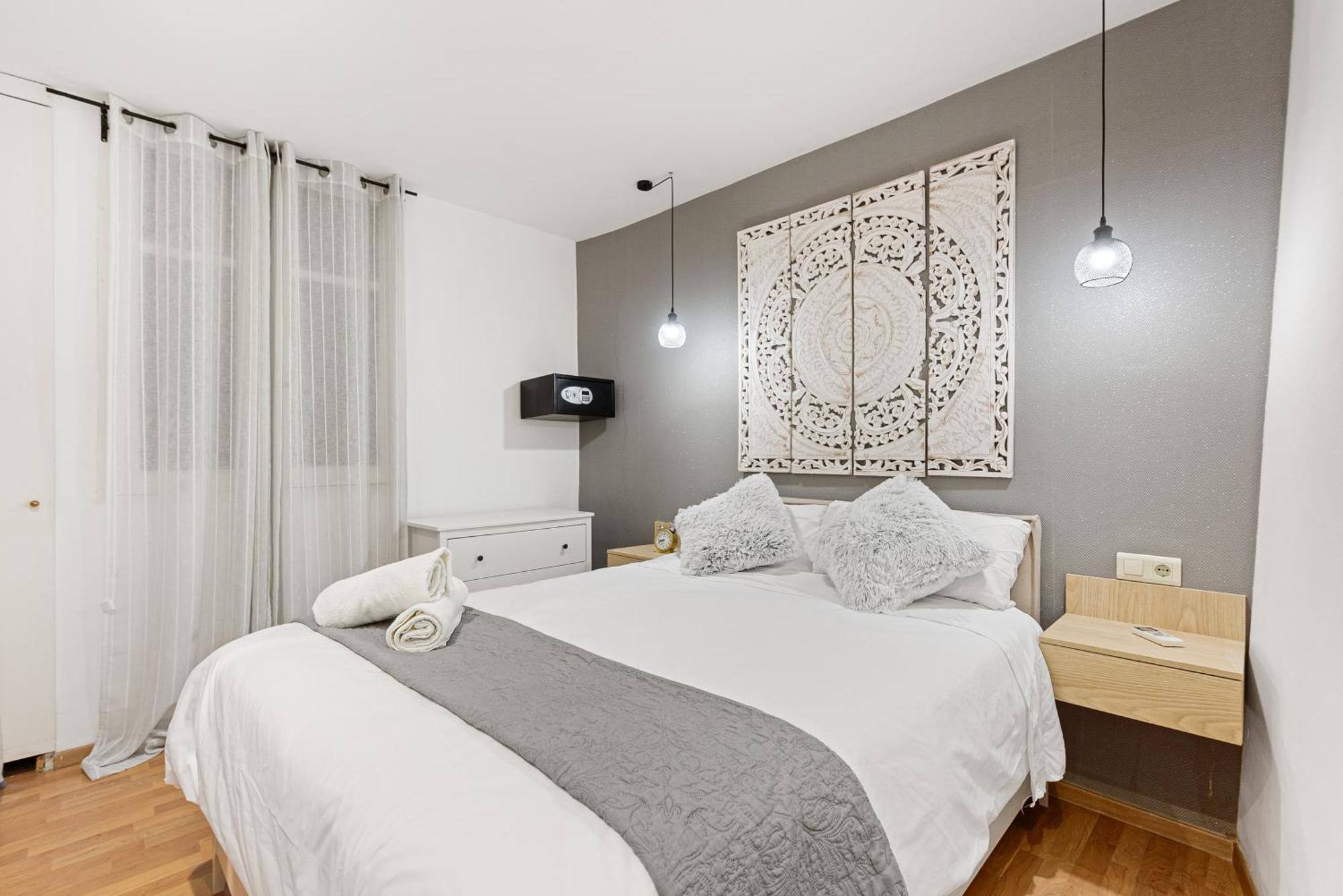 Urbanchicmalaga 2Bedroom Oasis In Historic Malaga Centre Málaga Exterior foto